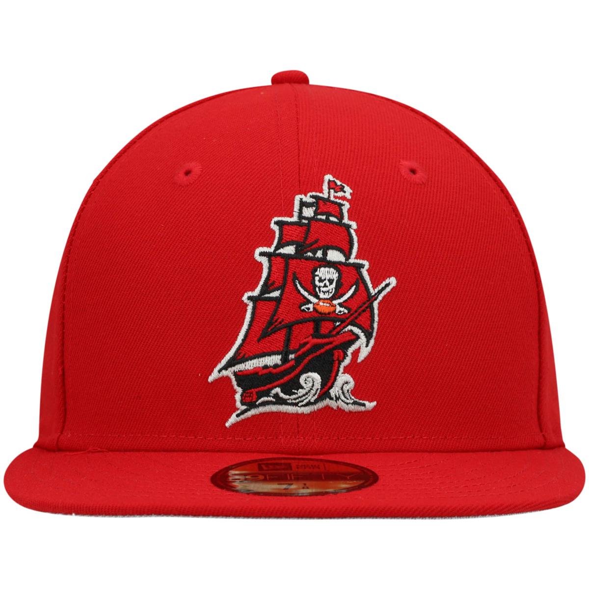 Men's New Era Black Tampa Bay Buccaneers Logo Color Dim 59FIFTY Fitted Hat  