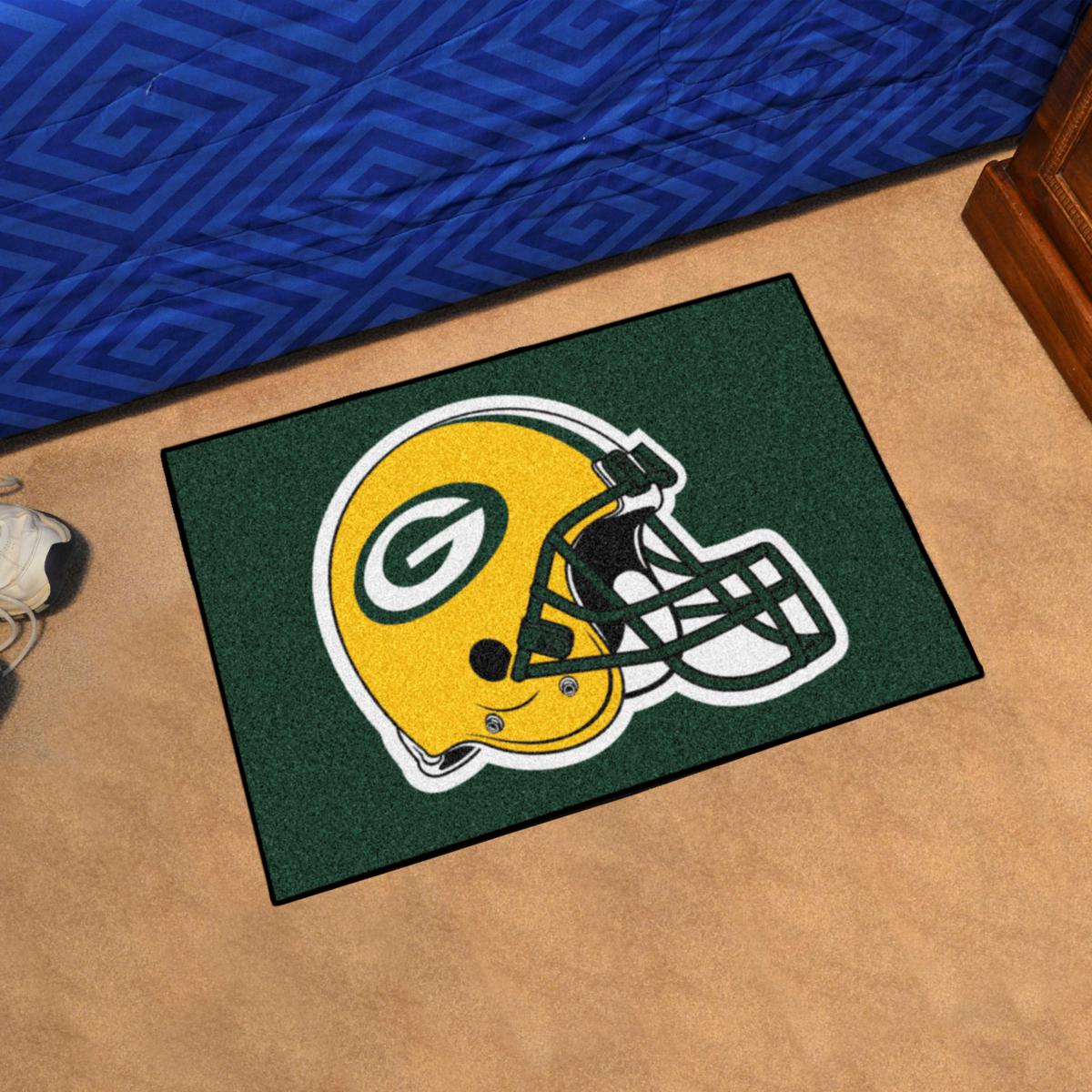 Officially Licensed NFL Green Bay Packers Plush Rug w/Vintage Logo