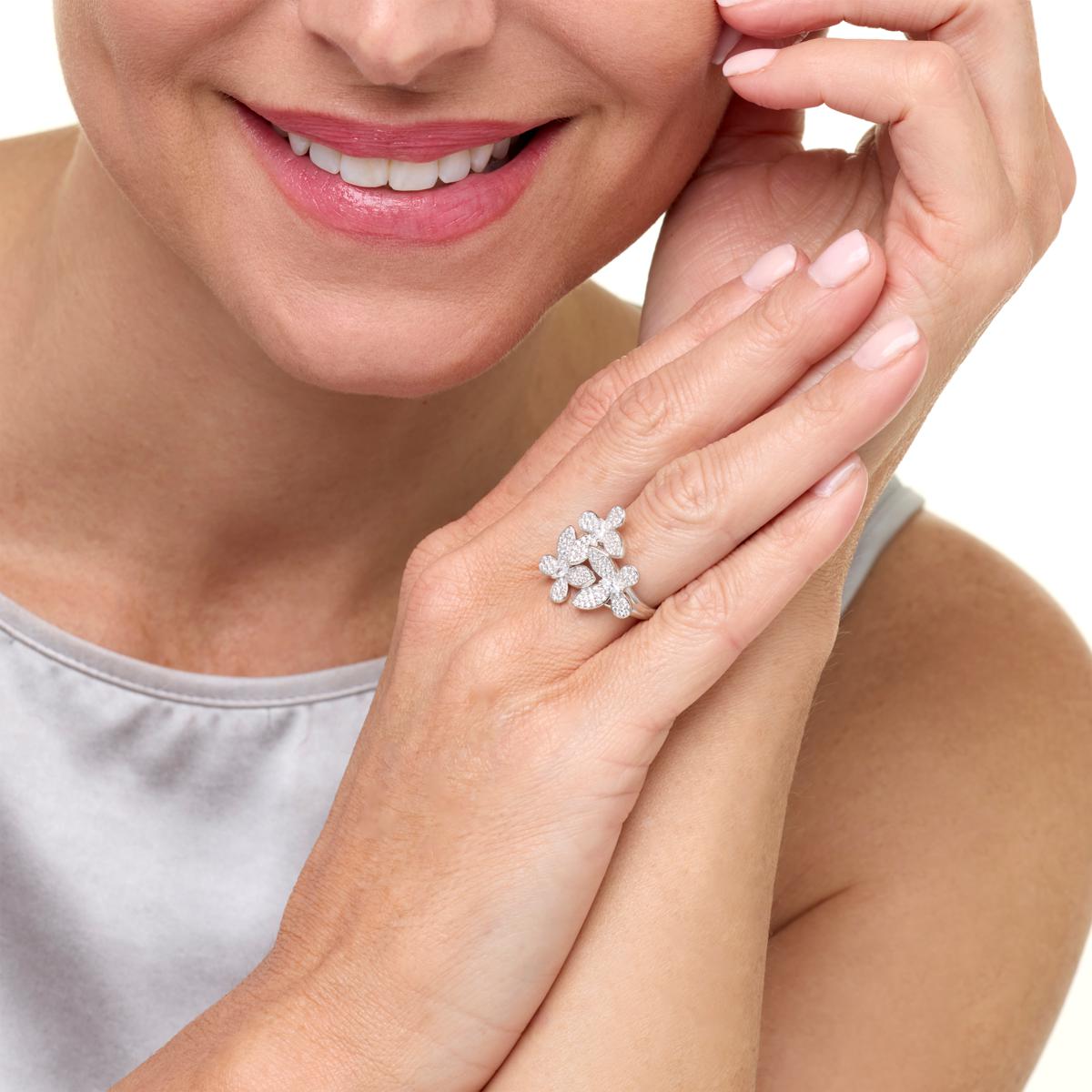 BE RADIANCE - かなぴ BE RADIENCE Adore Lab-Grown Diamonds Radiant-Cut Engagement Ring 2-1/4