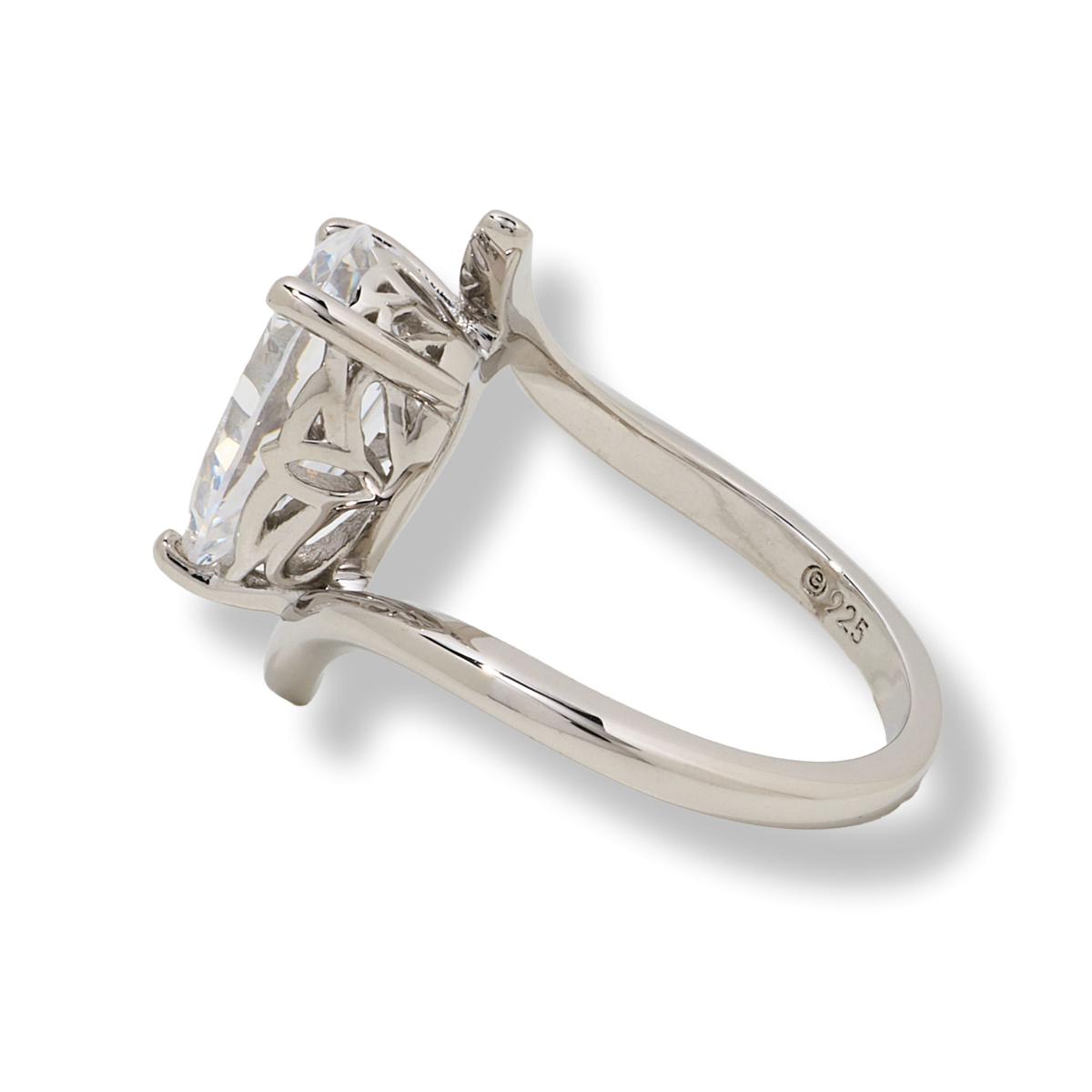 BE RADIANCE - かなぴ BE RADIENCE Adore Lab-Grown Diamonds Radiant-Cut Engagement Ring 2-1/4