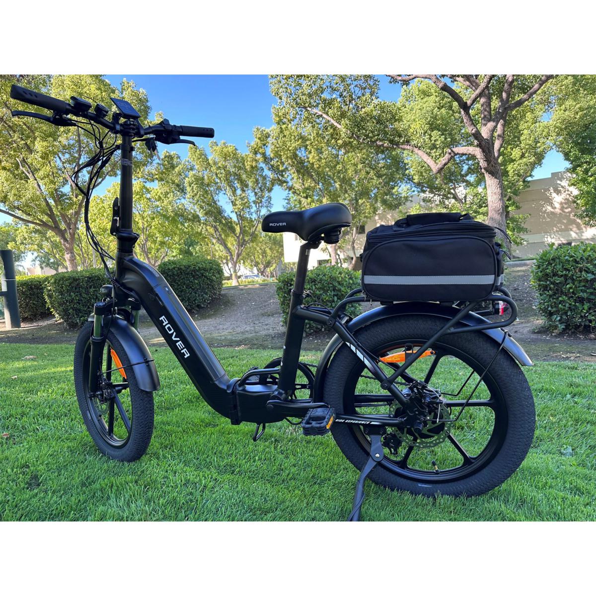 Rover By Land Rover 500-Watt E-Bike with Pedal Assist