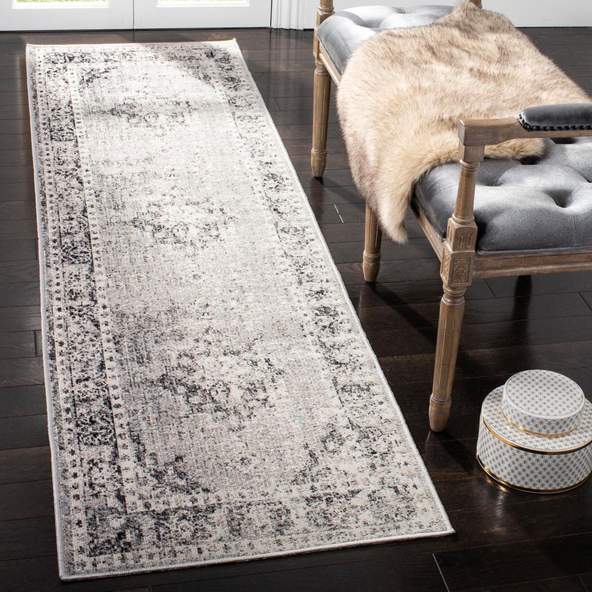 Safavieh Montage Phoenix 2'-3" X 8' Rug