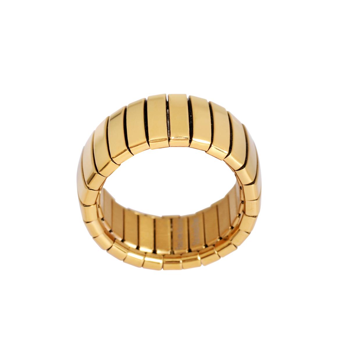 Stately Steel Goldtone Stainless Steel Mesh Ring - Gold - Size 7