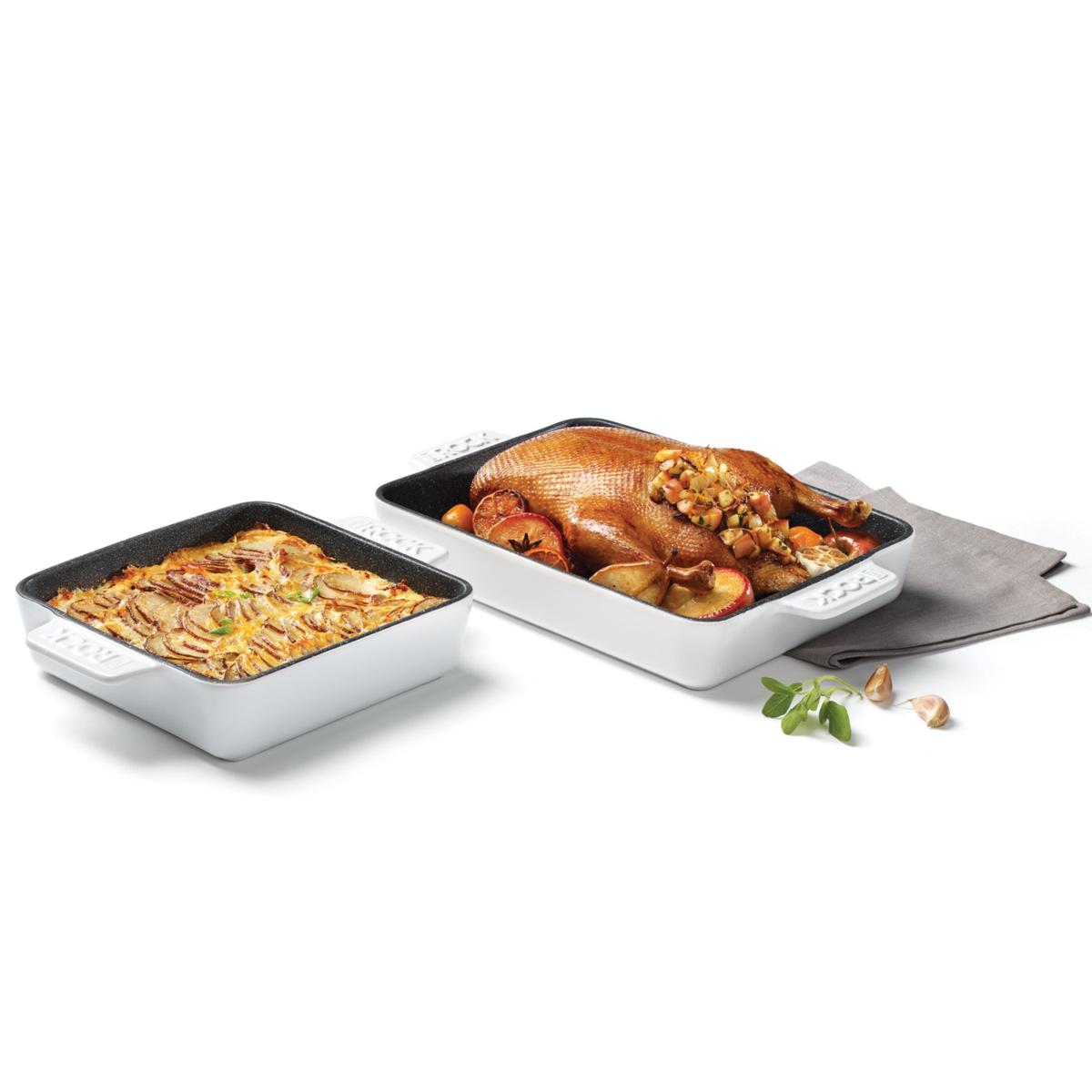 https://i01.hsncdn.com/is/image/HomeShoppingNetwork/rocs1200/the-rock-by-starfrit-9-square-ovenware-d-20211026160533267~20356691w_alt3.jpg