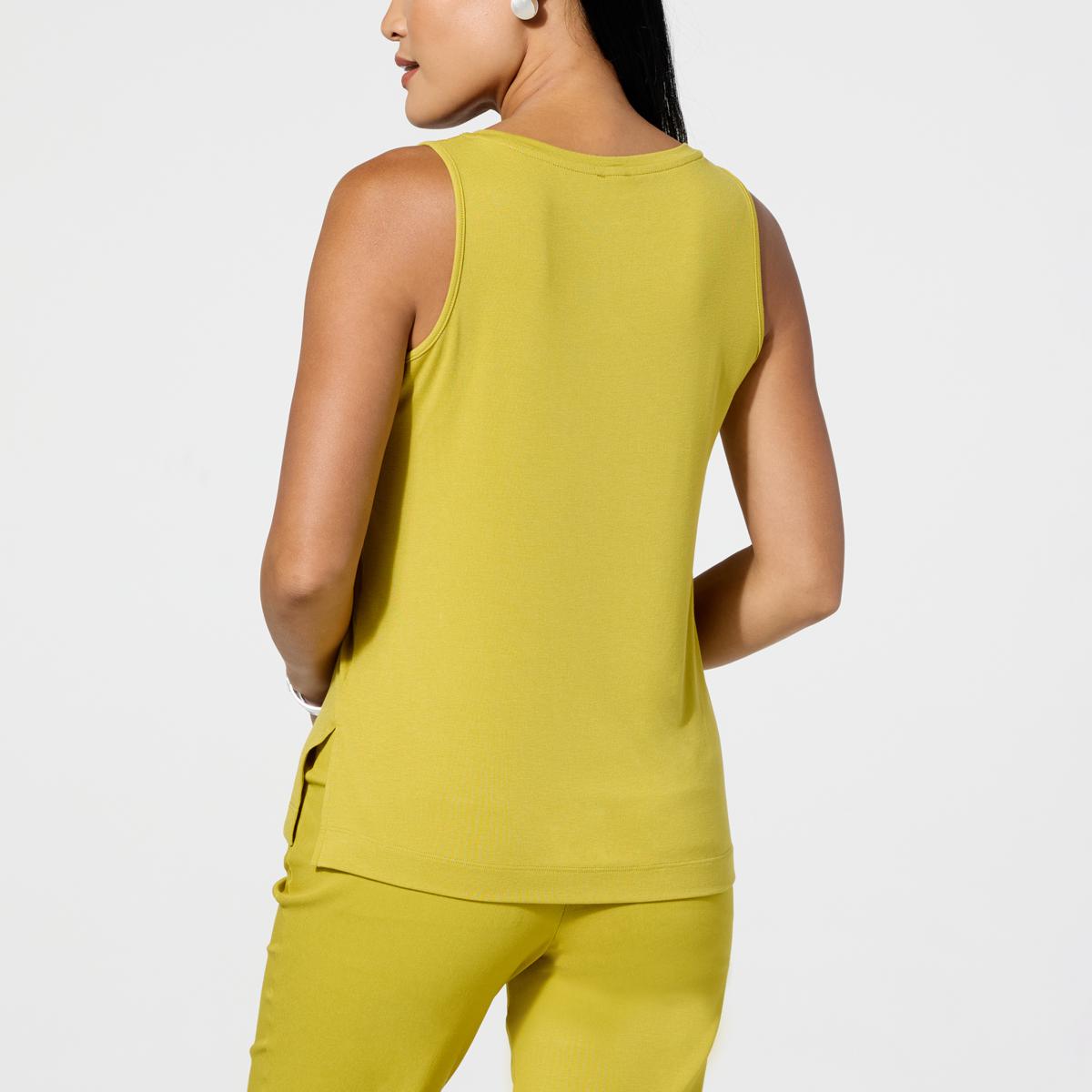 WynneLayers 2-pack Scoop-Neck and V-Neck Tank Set - 22350281