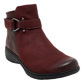 "As Is" Clarks Carleigh Drift Heritage Casual Ankle Boots