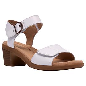 "As Is" Clarks Collection Emily2 Amanda Tailored Sandal