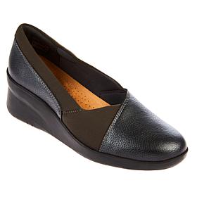 "As Is" Clarks Collection Suttyn Walk Leather Slip-On