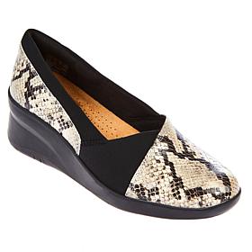 "As Is" Clarks Collection Suttyn Walk Leather Slip-On