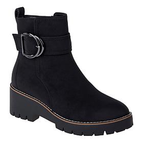 Blondo Dagger Leather Lug Boot with Waterproof Sole Seam