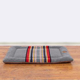 Carolina Pet Company Pendleton Large Yakima Camp Comfort Cushion