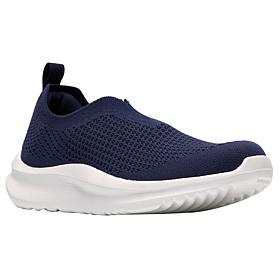 Clarks Cloudsteppers Solevana Knit Slip-On Sneaker