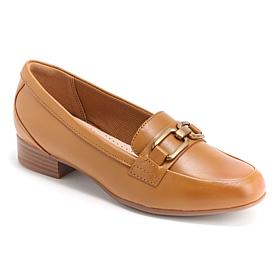 Clarks Collection Juliet Echo Leather Loafer