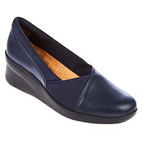 Clarks Collection Suttyn Walk Leather Slip-On