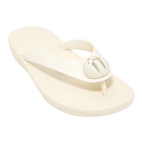 FitFlop iQushion Glossy-Button Flip Flops
