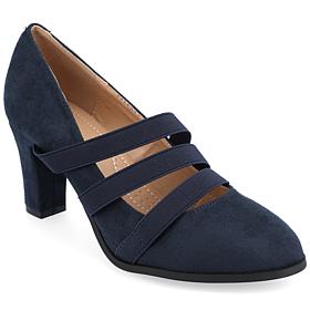 Journee Collection Womens Comfort Narrow Width Loren Pump