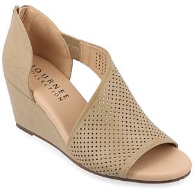 Journee Collection Women's Tru Comfort Foam Aretha Wedge