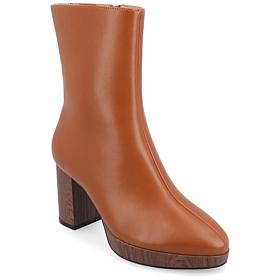 Journee Collection Womens Tru Comfort Foam Wide Width Romer Booties