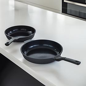 Leo Stone+ 2-piece Recycled Aluminum Frypan Set