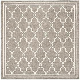 Safavieh Amherst Chloe 5' x 5' Square Rug