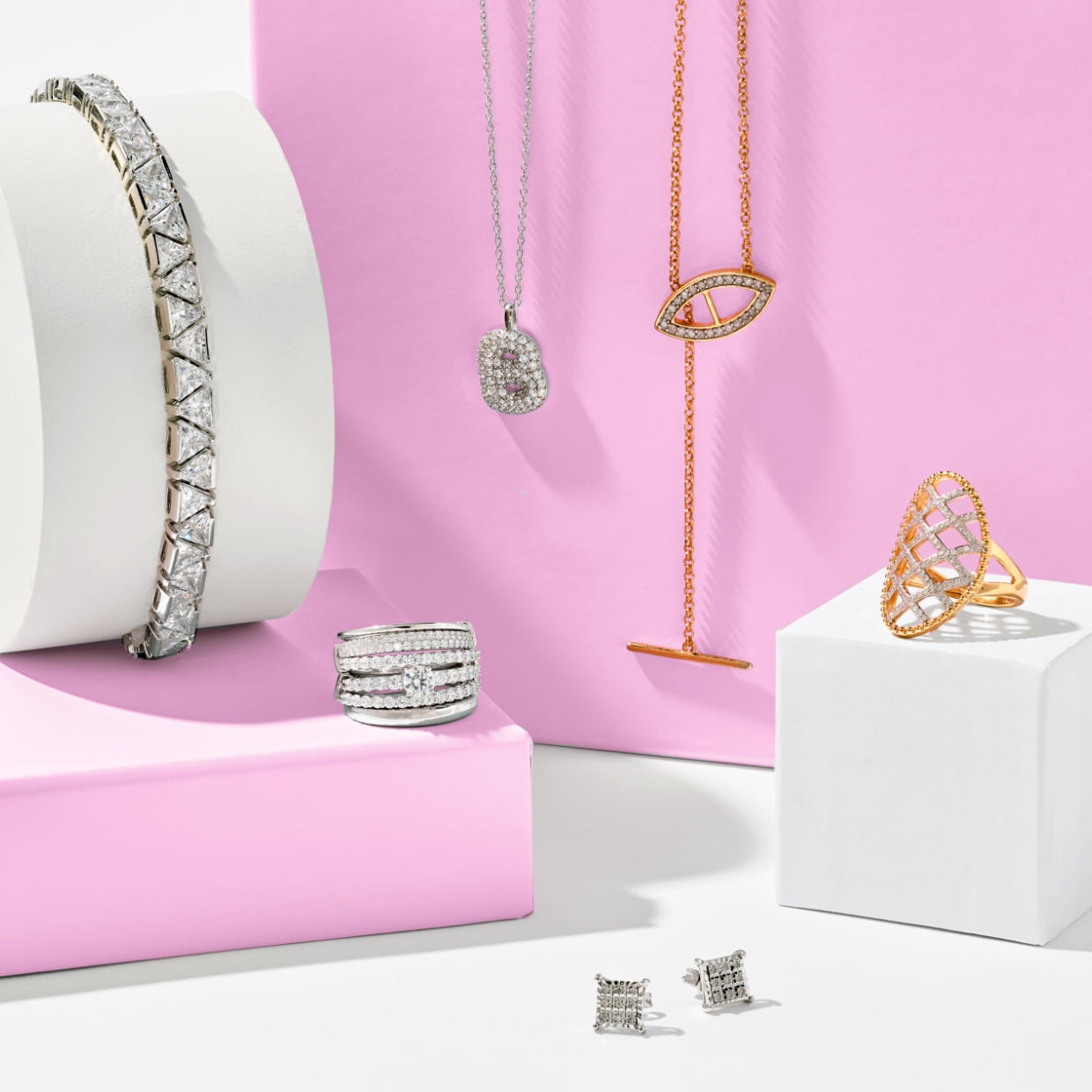 100s of jewelry arrivals